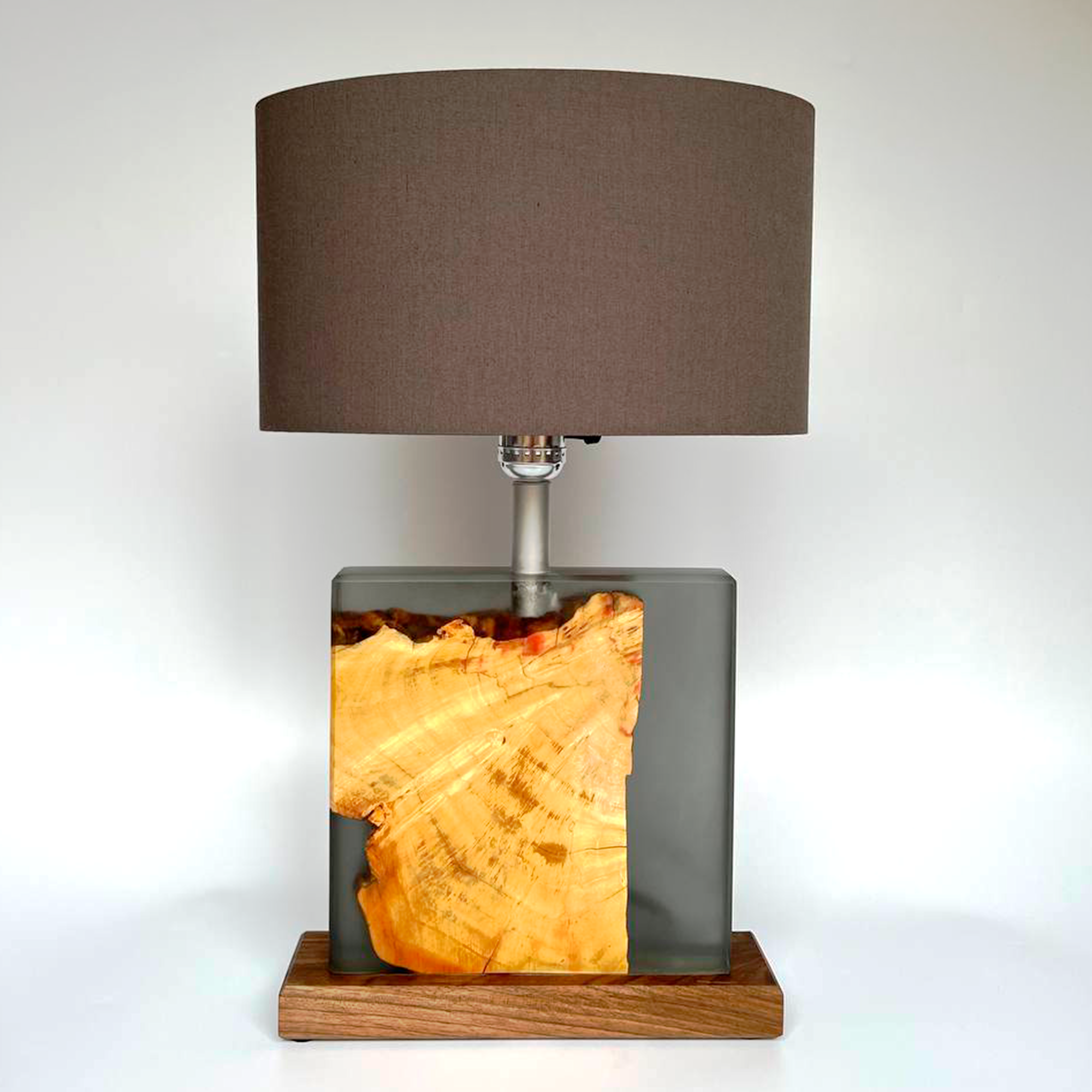 Resin table deals lamp